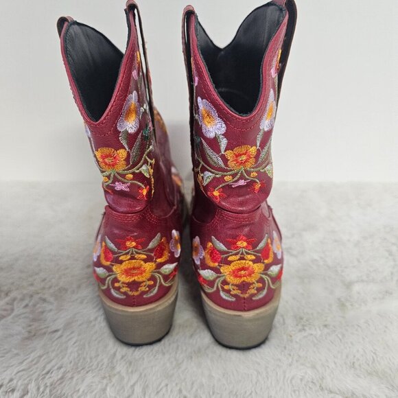 NWT Red Embroidered Floral Faux Leather Cowgirl Boho Snip Toe Bootie 39 (8) - Picture 4 of 11